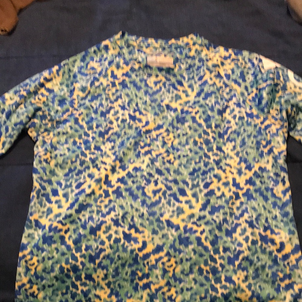 EUC Columbia women’s xs long sleeve rash guard